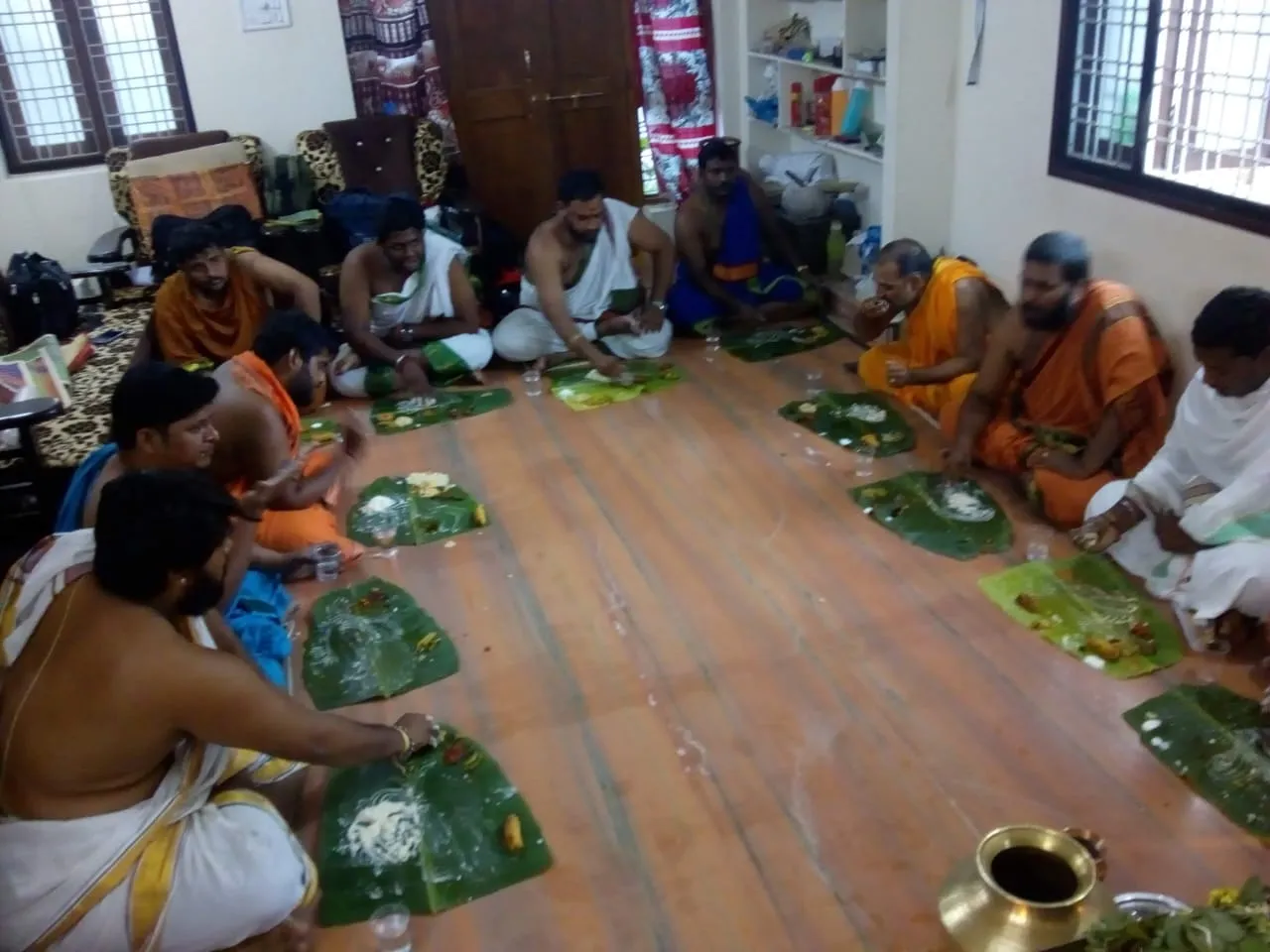 Anna Samarpana for Veda Pandits